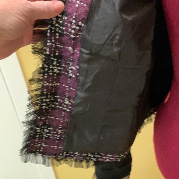 Katherine Tweed style jacket with contrasting sleeves - Picture 5 of 14